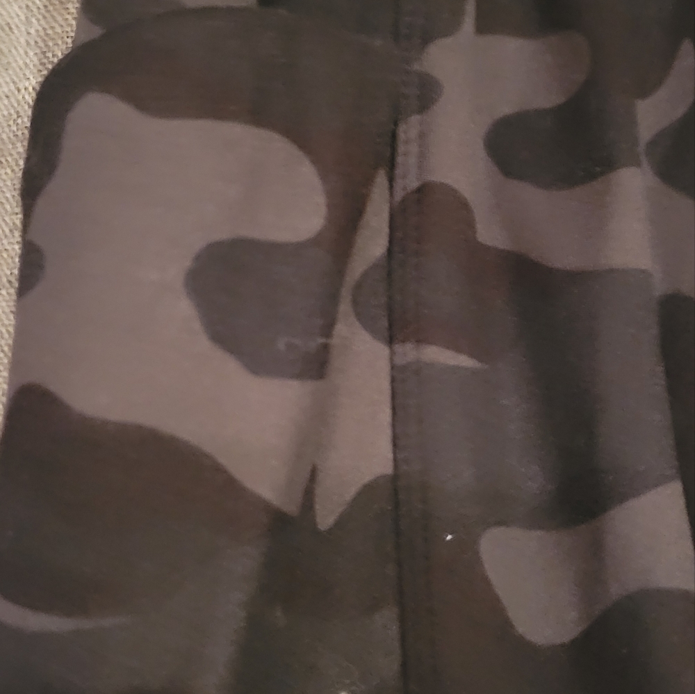 Short with pockets - Picture 3 of 5